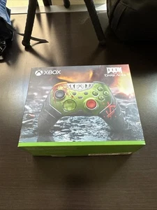 Xbox Wireless Controller DOOM: The Dark Ages Limited Edition - Picture 1 of 3