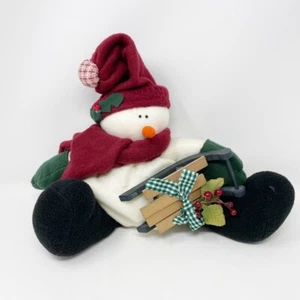 "Hombre de Nieves Peluche Vacaciones Invierno Navidad Trineo Madera Decoración Relleno 10""x 15" - Imagen 1 de 8