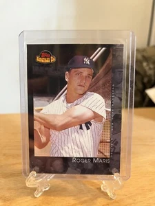 2001 Topps American Pie - #72 Roger Maris New York Yankees Baseball (READ) - Picture 1 of 7