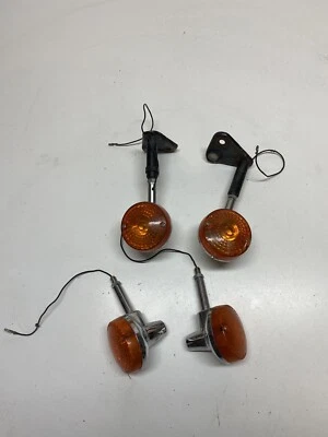 1976 76 SUZUKI GT250 gt 250 HUSTLER Front Back Rear Blinkers Mount Turn Signal - Image 1 of 4