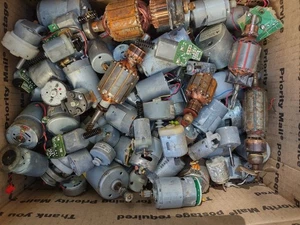 Kupferschrott Motoren & Arpentures 22 Pfund Box. Kupferrückgewinnung Recycling - Wiederverwendung - Bild 1 von 4