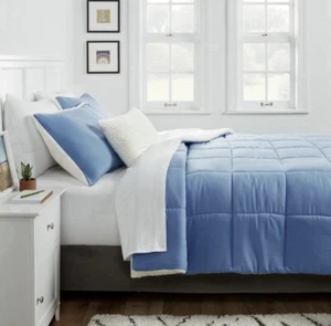 Room Essentials Faux Shearling Microfiber Comforter size Twin/Twin XL Blue NEW - Picture 1 of 6