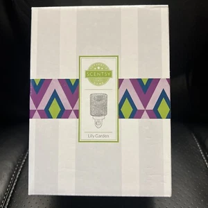 Scentsy Lily Garden Mini Wall Plug-In Wax Warmer! New In box! - Picture 1 of 2