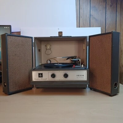 Emerson Model 32P07 Stereophonic Phonograph  Vintage For Parts / Powers On - Image 1 of 4