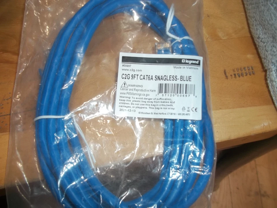 C2G 9Ft Cat6 Patch Cable Blue Rj45M/M 550Mhz Snagless, 31341 ( - Image 1 of 1