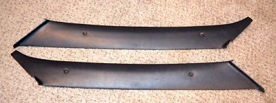 CHEVROLET S10 BLAZER FRONT PILLAR TRIM MOULDING BLACK OEM 1982-1985 PAIR S15 — 第 1/4 张图片