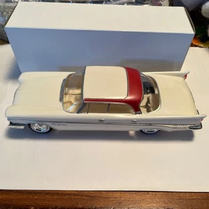 1959 Chrysler New Yorker Plastic Promo Model By Johan 1/25 Scale White / Red - Picture 1 of 12
