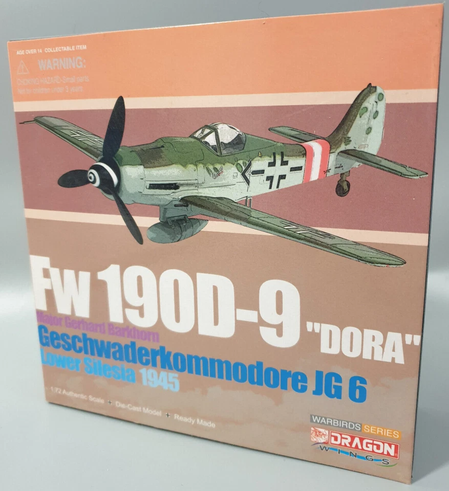 Dragon Wings 50074 FW 190D-9 Dora Major Barkhorn 1945 modello finito Metal 1:72 - Immagine 1 di 2