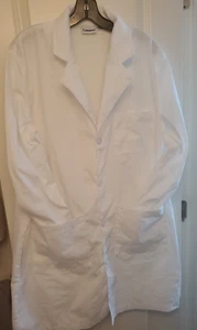Landau Unisex 5-Pocket Plain Lab Coat - Medium - Picture 1 of 9