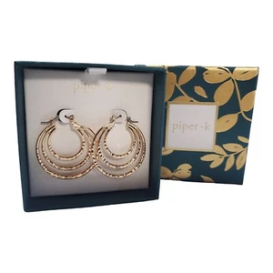 Piper K NWT Gold Snap Earrings  - Picture 1 of 1