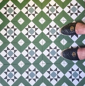 Tile Samples: Cambridge Green Victorian Porcelain Wall Floor Tiles - Picture 1 of 2