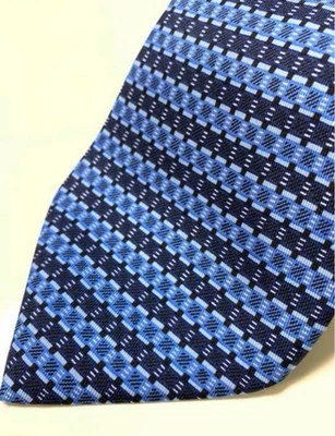 Corbata Hermes Diseño Elegante 3x Usada Limpia Muy Buen Estado Foto 1 de 4