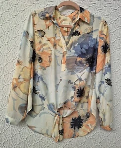Womens Blouse Chico's Size 1 Water Color Floral Design Ties At Hemline EUC - Picture 1 of 7
