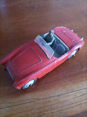  DINKY TOYS Austin Haley in ottime condizioni + modellino monoposto in vetro - Immagine 1 di 4