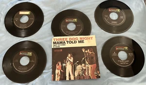 5 Lot THREE DOG NIGHT 45rpms (1 PICTURES SLEEVE)- ALL TESTED - Foto 1 di 2
