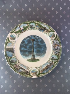 19 - RB1 Seattle Space Needle Vintage Antique Tourist Souvenir - Picture 1 of 2