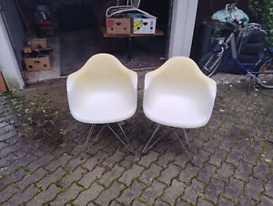 zwei Original Vitra Eames Plastic Armchair DAW Weiß 