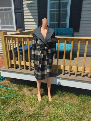 Elie Tahari S/M  Wool Blend Plaid Trench Coat With Belt (New With Tags) - Image 1 of 4