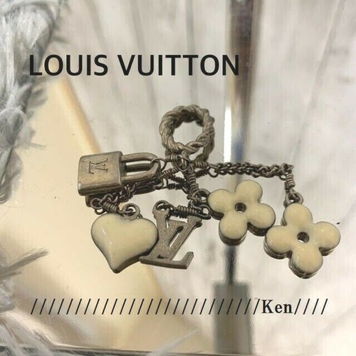 LOUIS VUITTON（LV） Collana Louis Vuitton Top Portachiavi Anello Borsa Ciondolo ORIGINALE Pandan Tiff F S fiore