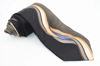 Puritan Resistente a Manchas, Todo Seda Hecho a Mano en China, Verde y Negro Foto 1 de 4