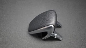 Modanatura coperchio console centrale OEM MERCEDES BENZ W205 C205 W213 W238 A2056800909 - Foto 1 di 11