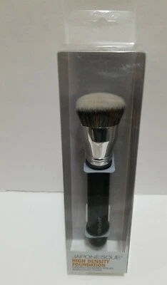 Japonesque High Density Luxury Foundation Brush Design For An Airbrush Finish  - Image 1 of 4