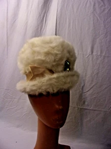 Vintage Schiaparelli Paris Elfenbein Mousse Pelzmütze Kuppelform klassisch 50er/60er Jahre - Bild 1 von 10