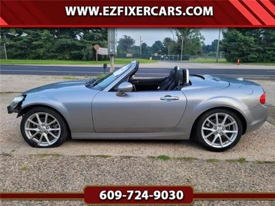 Mazda MX-5 Miata Grand Touring 2011 salvamento reconstruible Foto 1 de 4