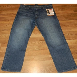 NWT Men's Wrangler denim jeans 42x30 stretch blend 5 pocket NEW - Picture 1 of 6