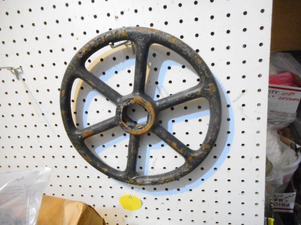 12 INCH 6 SPOKE  VALVE HANDLE 1 5/8 HEX CENTER HOLE  CHATT TN OPEN  ARROW - Image 1 of 2