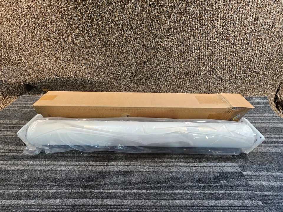 Papel fotográfico brillante para medios imprimibles de inyección de tinta LexJet PGPRA36 36 pulgadas x 100 pies 8 mil Foto 1 de 4