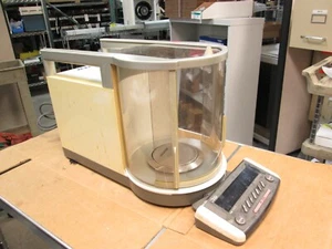 AND HA-200A Analytical Balance with Automatic Door *Door Malfunction For Parts* - Picture 1 of 6
