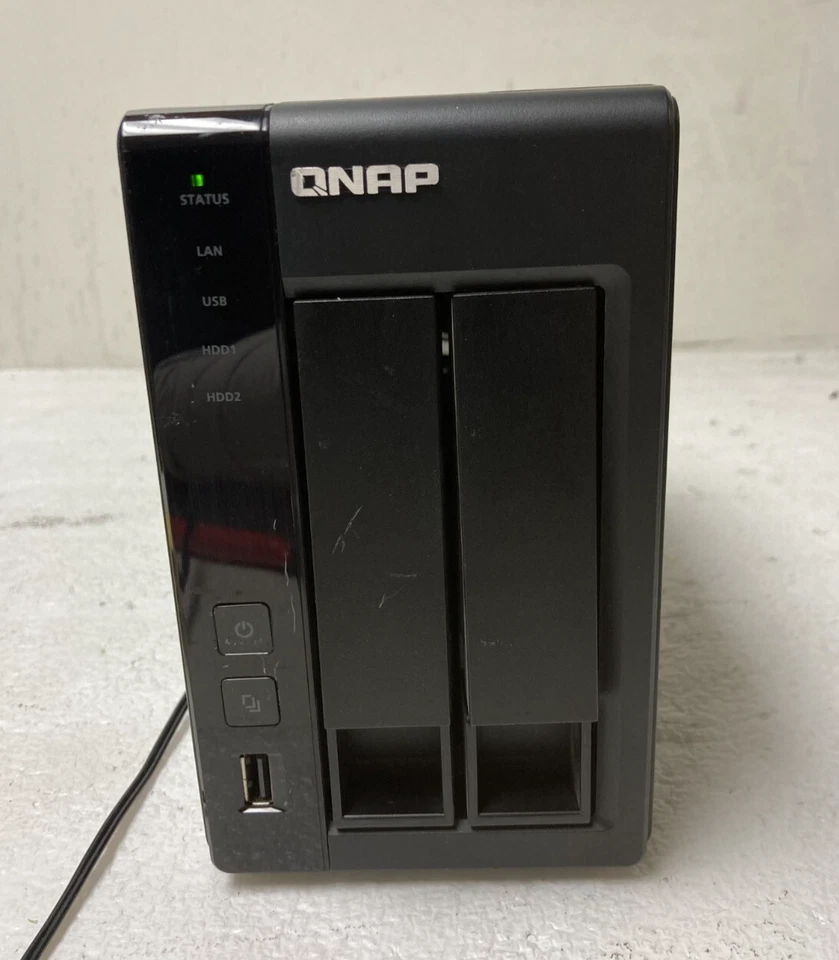 QNAP TS-219P II Network Attached Storage 2 Caddies  No HDD No Power Supply - Image 1 of 4