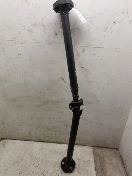 01-06 LEXUS LS430 4.3L RWD AT REAR DRIVE SHAFT ASSEMBLY  Foto 1 de 4