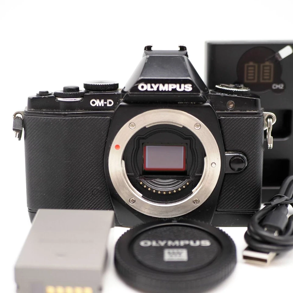 Olympus OM-D E-M5 Mirrorless SLR Digital Camera Black Tested With Charger - Image 1 of 4