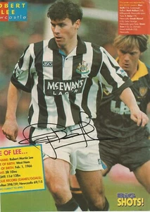 NEWCASTLE: ROBERT LEE SIGNED A4 (12x8) MAGAZINE PICTURE+COA - Picture 1 of 1