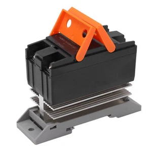 DA Small Relay Solid State Relay with Heat Sink DC 3‑32V Input AC 24‑480V Output - Picture 1 of 12