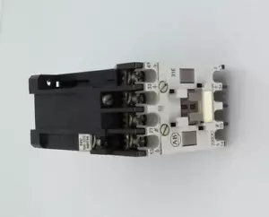 New Allen Bradley 700DC-F310Z24 Control Relay - Picture 1 of 6