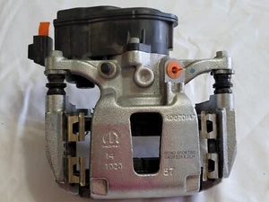 68412367-AB, 68412365-AC, 68412364-AC OEM NOS LEFT MOPAR - Picture 1 of 14