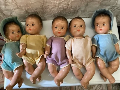 1930s Madame Alexander Composition 7" Dionne Quintuplet Dolls w TAGGED OUTFITS - Image 1 of 4