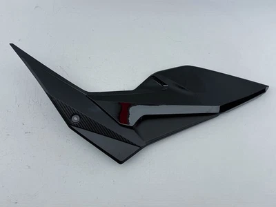 Carenado lateral derecho Honda CB500FA (3) 22' Foto 1 de 4