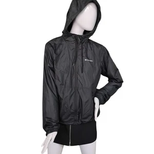 Chaqueta cortavientos con capucha Columbia talla mediana negra forrada de lana cordón - Imagen 1 de 12