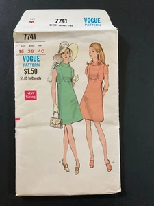 Vintage VOGUE 1970 Sewing Pattern 1-Piece Dress  #7741 SZ 16 UNCUT - Picture 1 of 5