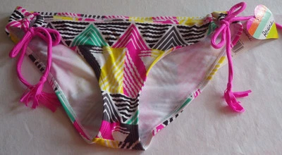 Raisins Swimsuit Bikini Bottoms Sweet Pea Pant Medium M Geometric Print NWT $28 - Image 1 of 2