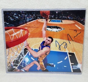 LOS ANGELES LAKERS BECKETT COA i12842 LARRY NANCE AUTOGRAFO SLAM DUNK 8"x10"2017 - Foto 1 di 13