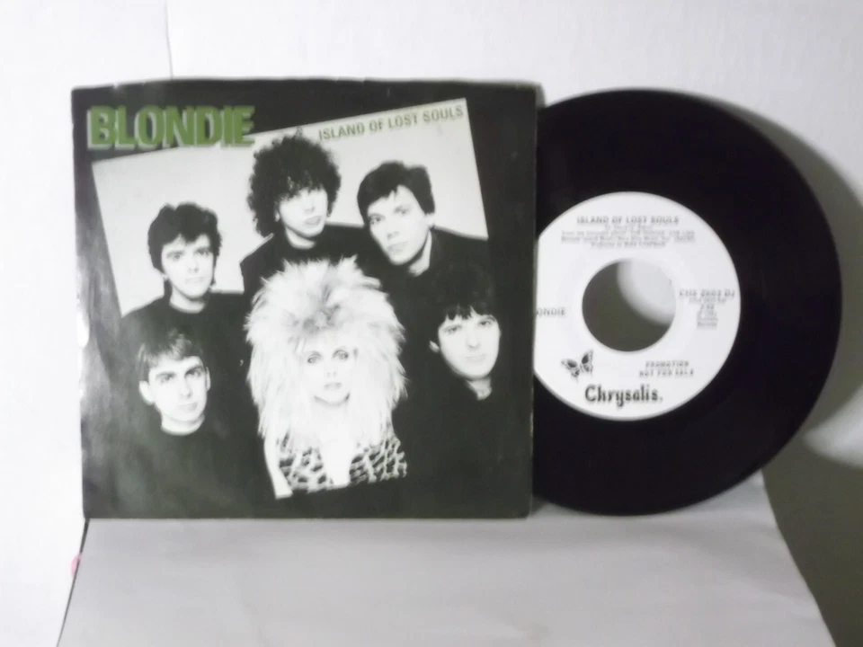 Blondie,Chrysalis2603,"Island Of Lost Souls"US,7" 45 with P/S,1982 PROMO Punk,M - Image 1 of 3