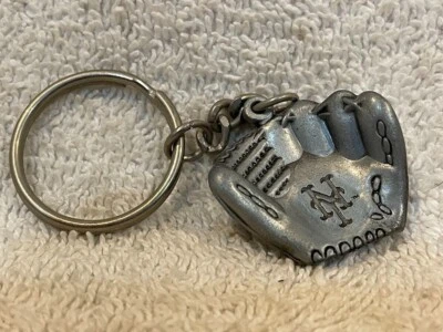 SWEET New York Mets 1980's Pewter Glove Keychain, Justin Verlander, VERY NICE!! - Image 1 of 2