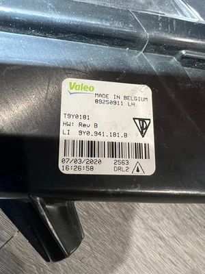 2019-2023 Porsche Cayenne Daytime Run Lamp 9Y0-941-181-B - Image 1 of 4