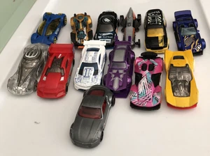 Hot Wheels Diecast Car Car's NICE CONDITION Lot of 14 Some Harder to Find Items - Picture 1 of 14