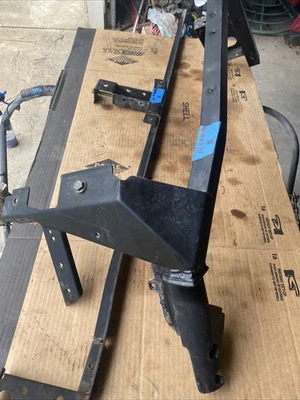 14 15 16 Polaris Ranger 900 Crew Bobcat Right Frame Support Cage Cover of 2014 - Imagem 1 de 4